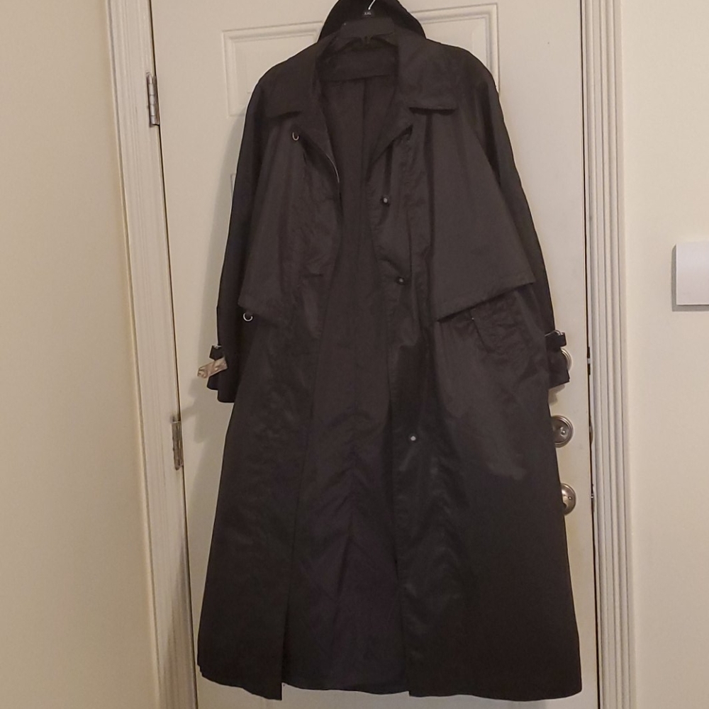 Retro Raining Coat - Picture 8 of 10